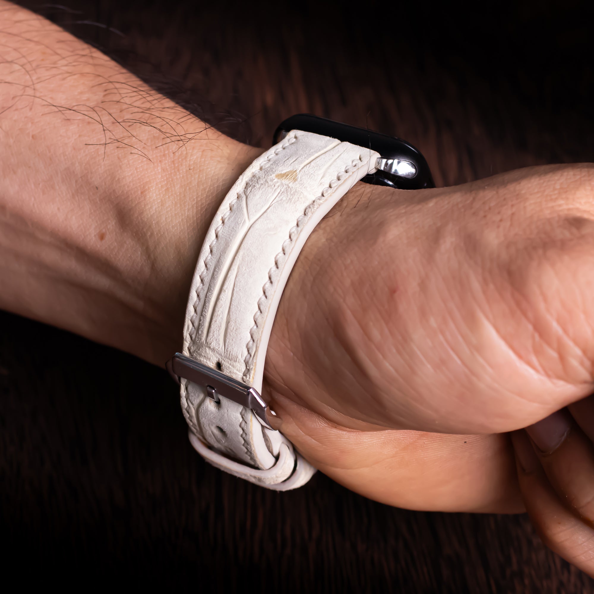 Linen Nubuck Alligator Leather Apple Watch Band
